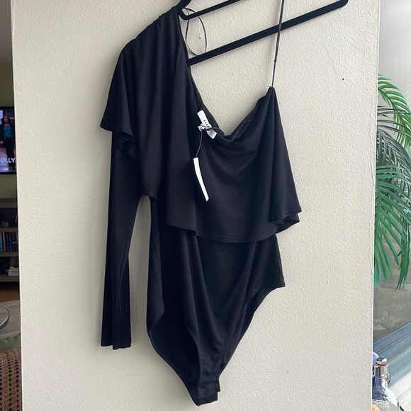Ro & De one shoulder bodysuit - Picture 2 of 4